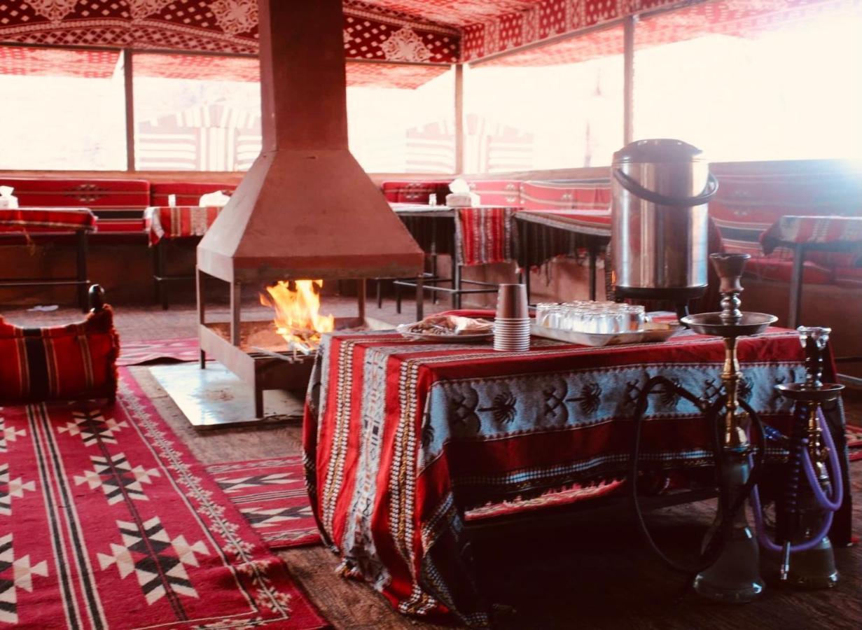 Bedouin Memories Camp Hotel Wadi Rum Esterno foto