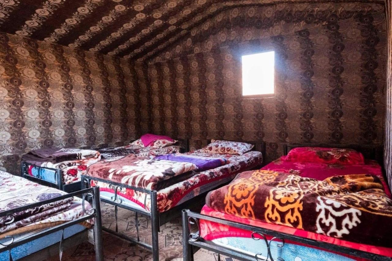Bedouin Memories Camp Hotel Wadi Rum Esterno foto