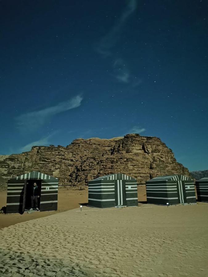 Bedouin Memories Camp Hotel Wadi Rum Esterno foto