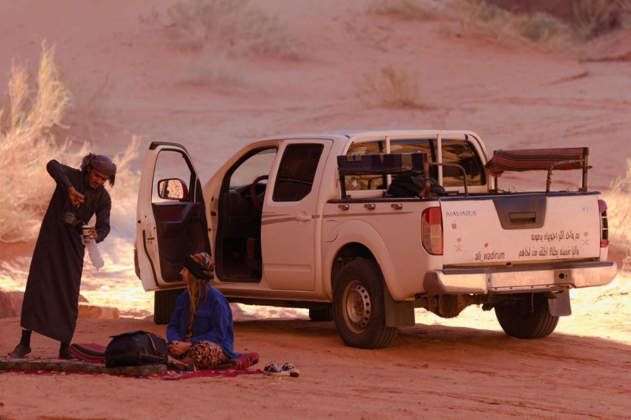 Bedouin Memories Camp Hotel Wadi Rum Esterno foto