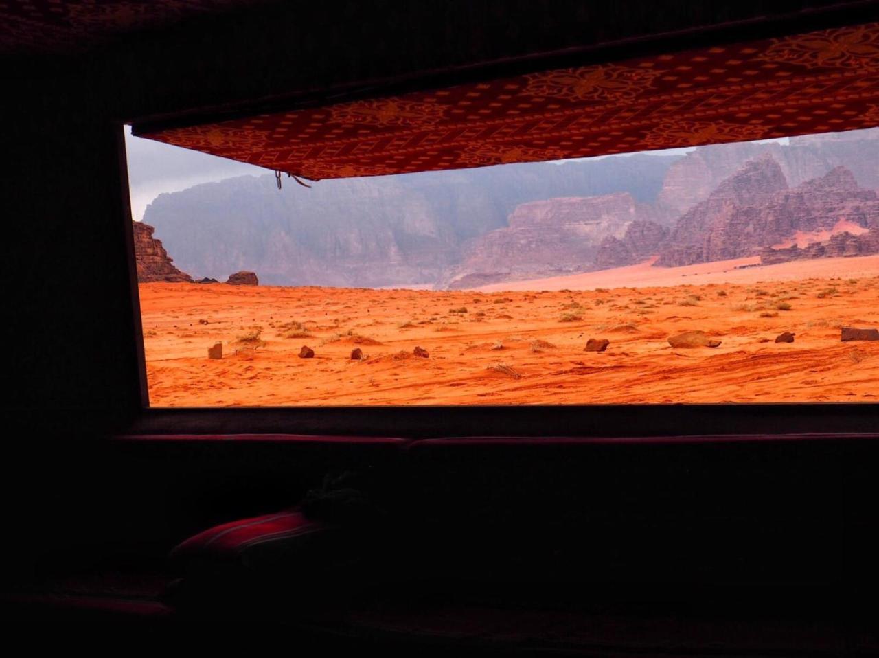 Bedouin Memories Camp Hotel Wadi Rum Esterno foto