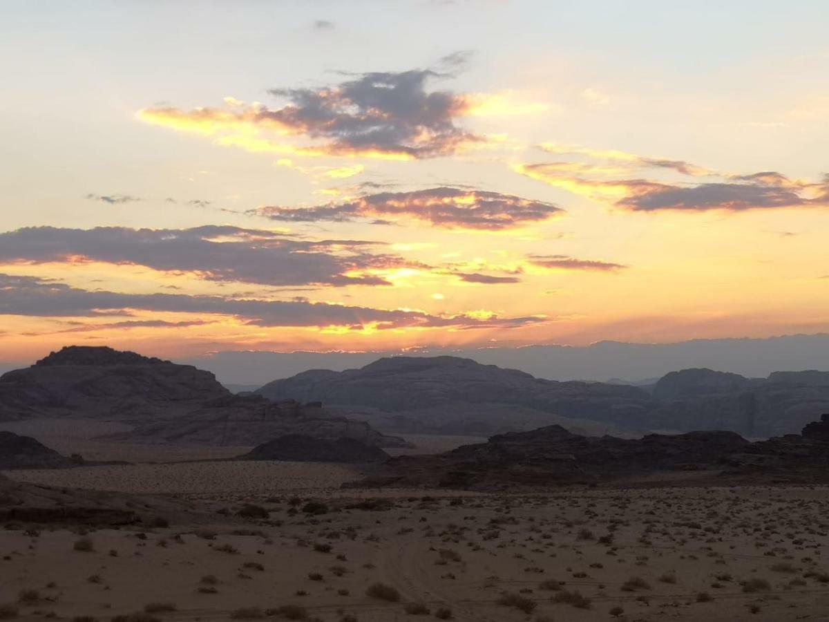 Bedouin Memories Camp Hotel Wadi Rum Esterno foto