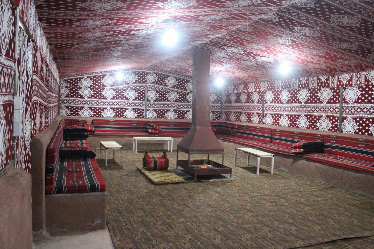 Bedouin Memories Camp Hotel Wadi Rum Esterno foto