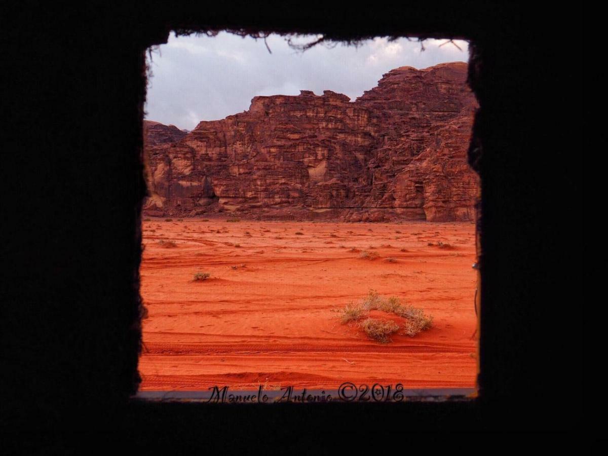 Bedouin Memories Camp Hotel Wadi Rum Esterno foto